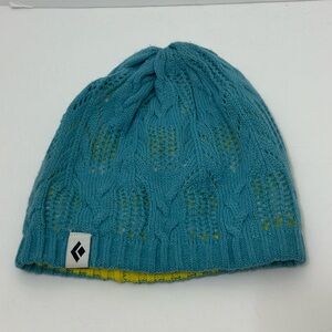 Black diamond || womans reversible beanie hat one size
